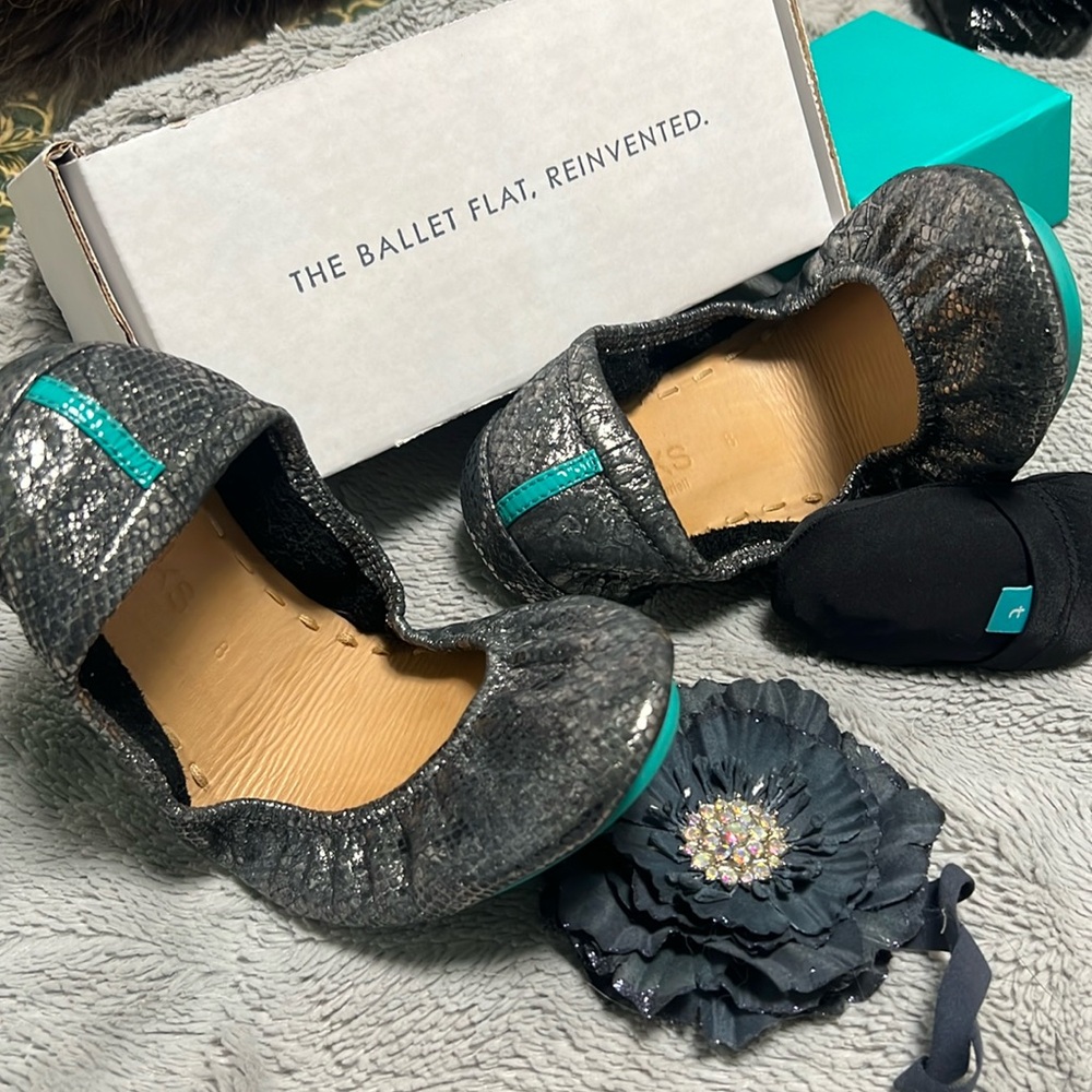 Tieks 8
Drago